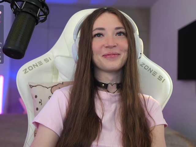 lollipop-o from BongaCams