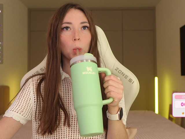 lollipop-o's BongaCams show and profile