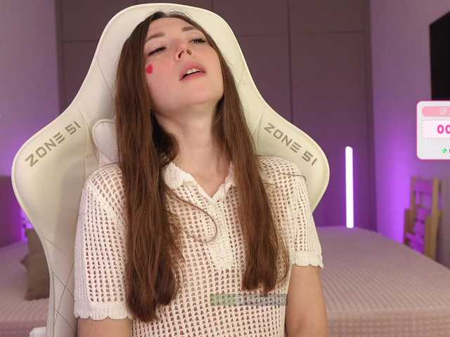 lollipop-o's BongaCams show and profile