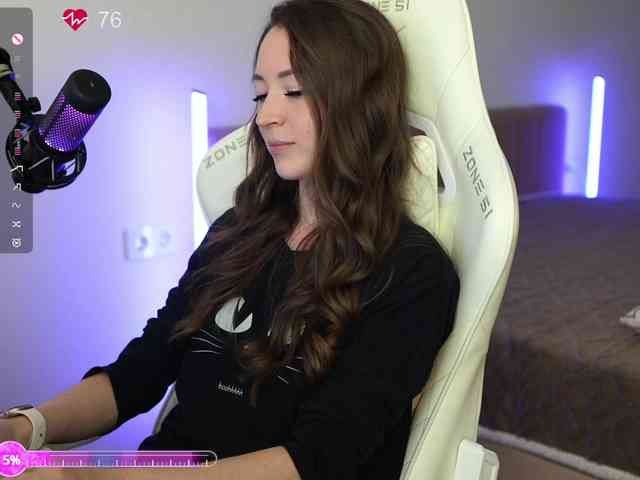 lollipop-o Live Webcam on BongaCams