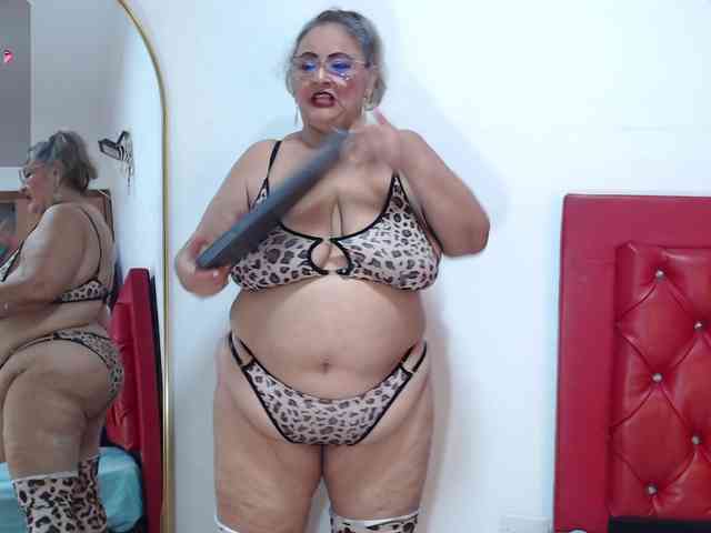 bbwsalome webcam