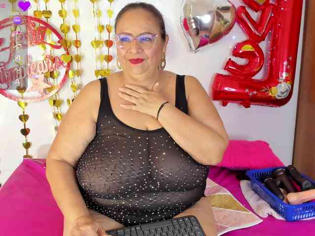 bbwsalome webcam