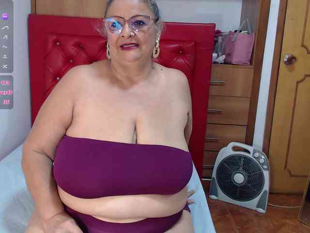 bbwsalome webcam