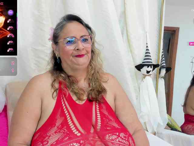bbwsalome webcam