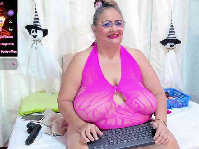 bbwsalome webcam
