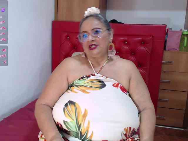bbwsalome webcam