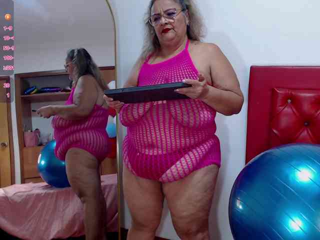 bbwsalome webcam