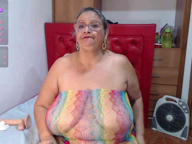 bbwsalome webcam