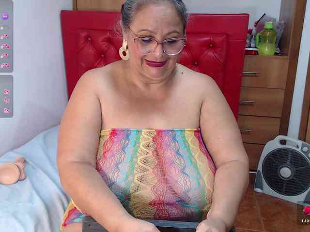 bbwsalome webcam
