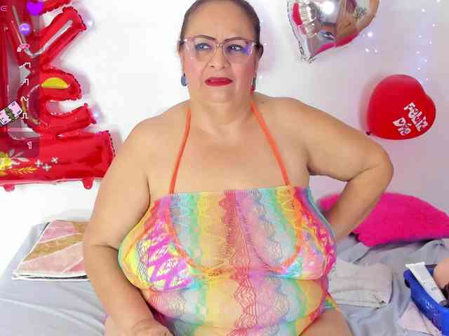 bbwsalome webcam
