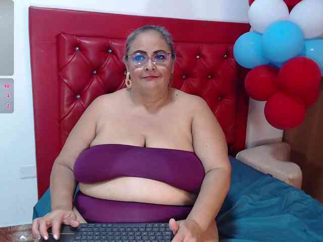 bbwsalome webcam