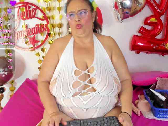 bbwsalome webcam