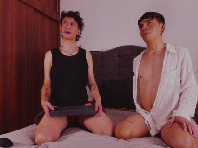 2gays1straight