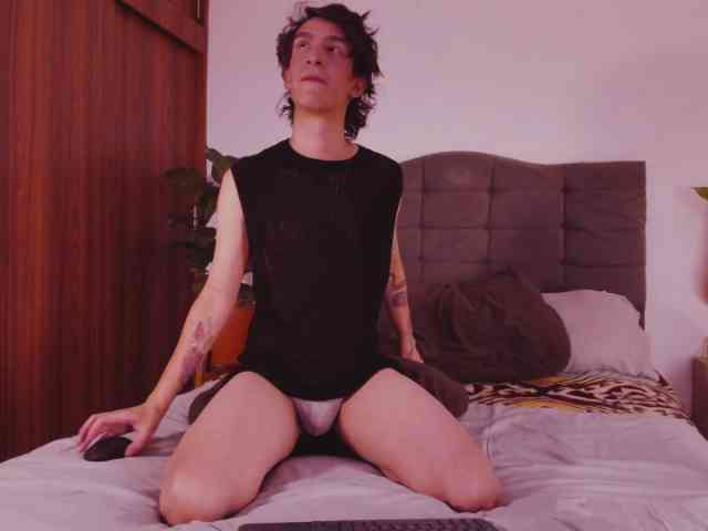 2gays1straight 2gays1straight