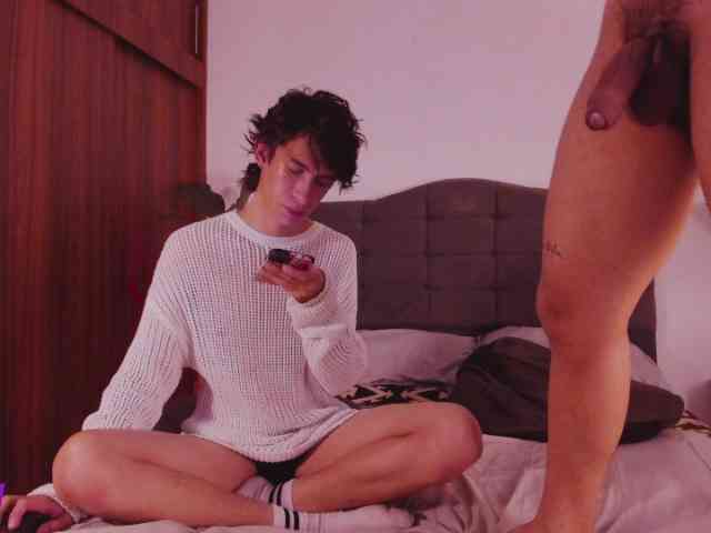 2gays1straight 2gays1straight