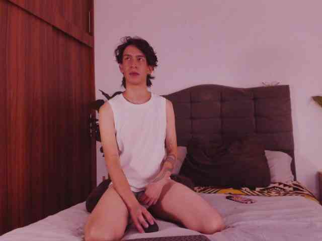 2gays1straight 2gays1straight