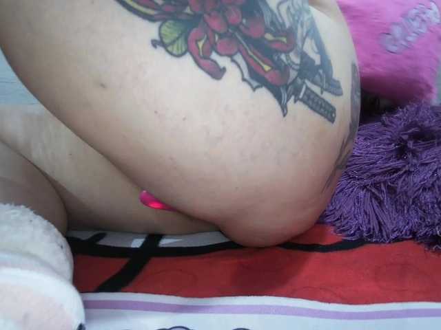 Maturerose3's BongaCams show and profile