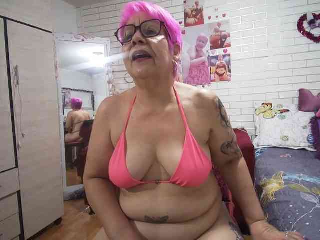 Maturerose3 Live Webcam on BongaCams