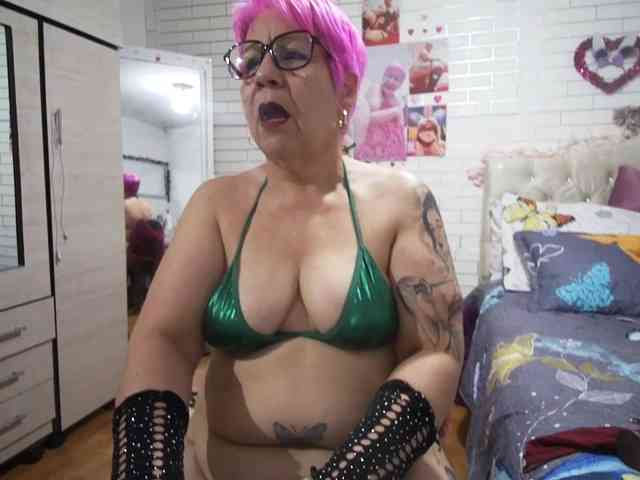 Maturerose3 Live Webcam on BongaCams