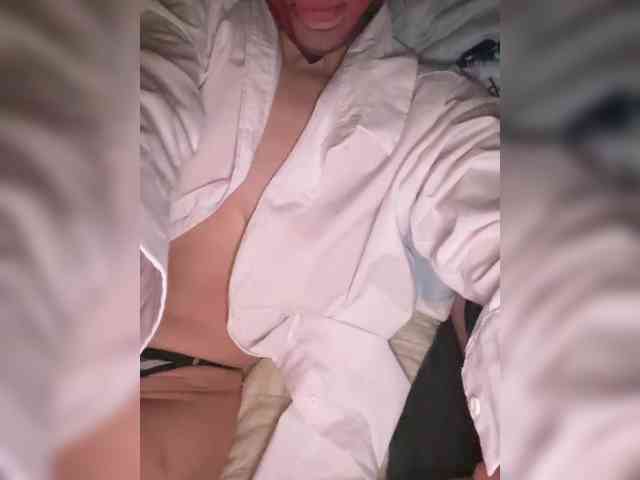 Love698 webcam