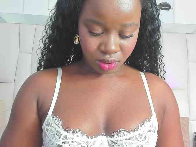 gabbiie-carterr1 webcam