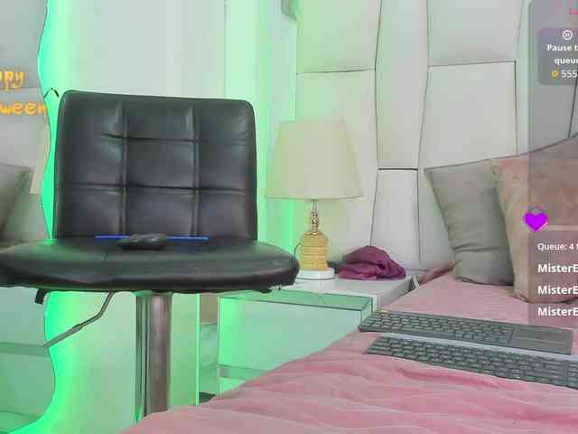 gabbiie-carterr1 webcam