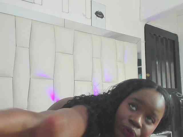 gabbiie-carterr1 webcam