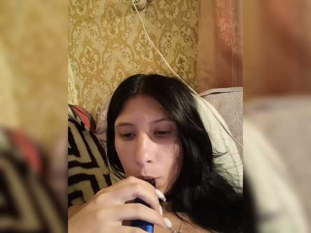 LiliHangs on BongaCams