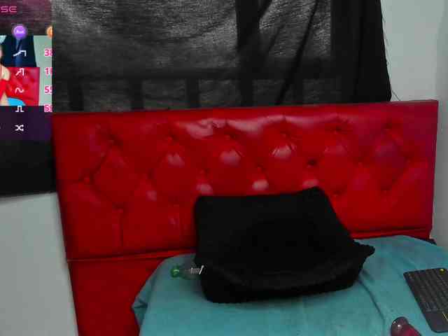 hiilary19 webcam