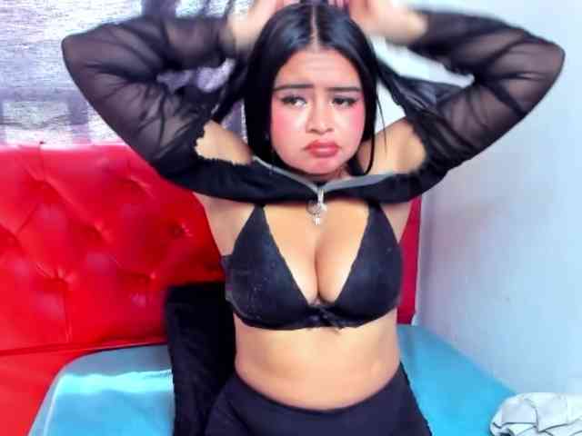 hiilary19 webcam