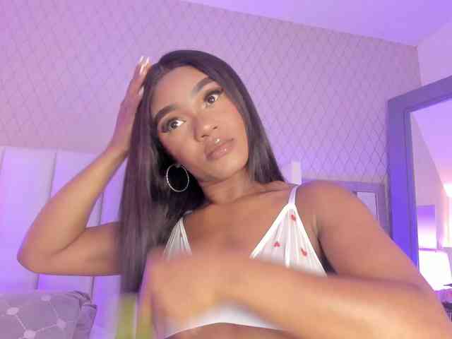 SophiaSmiiths webcam