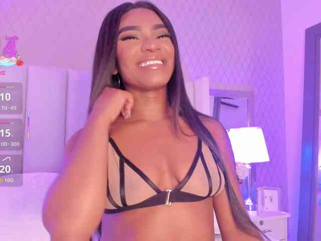 SophiaSmiiths webcam