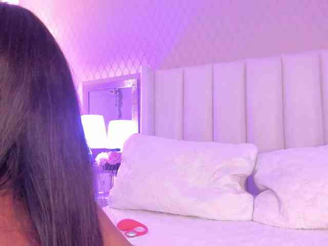 SophiaSmiiths webcam