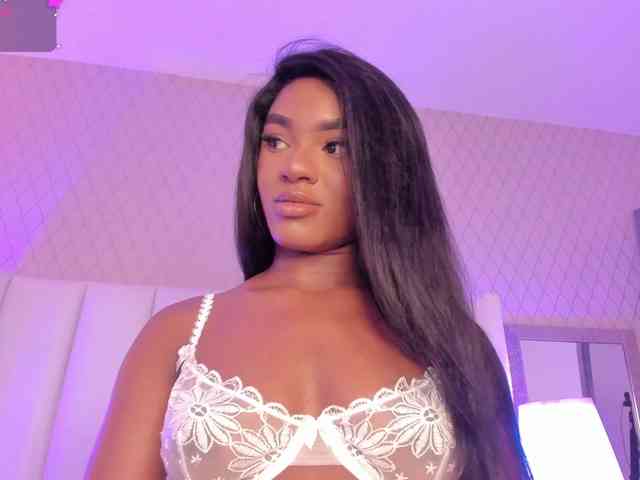 SophiaSmiiths webcam