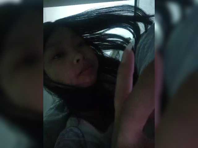 Selinababy99's BongaCams show and profile