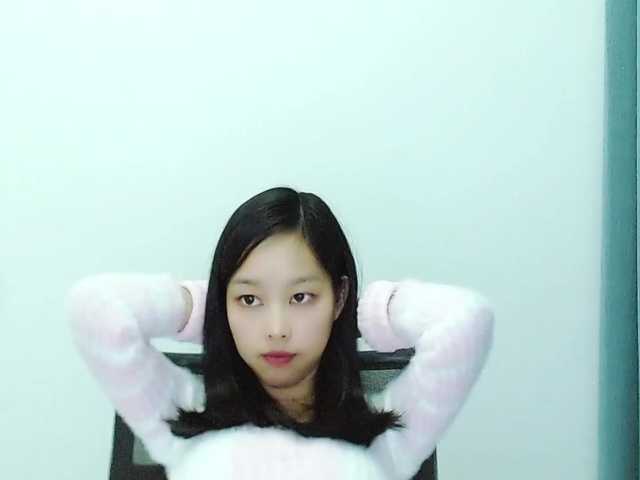 Selinababy99's BongaCams show and profile