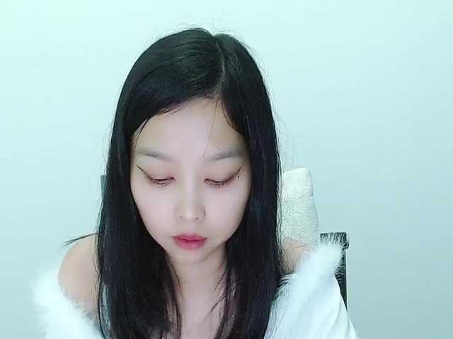 Selinababy99's BongaCams show and profile