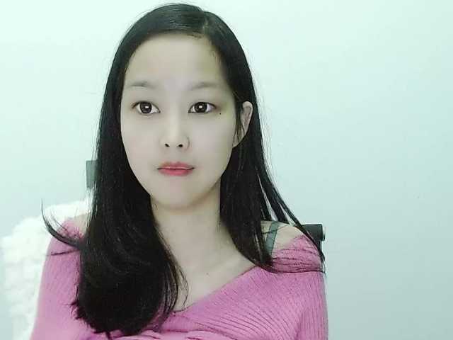 Selinababy99's BongaCams show and profile