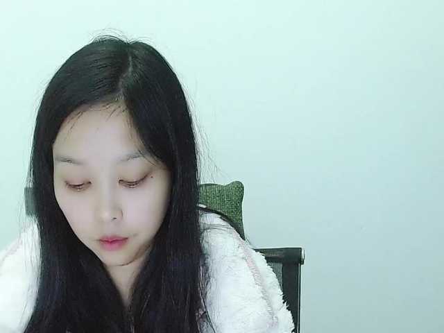 Selinababy99's BongaCams show and profile