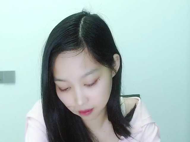 Selinababy99's BongaCams show and profile