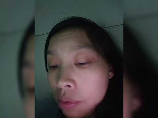 Selinababy99's BongaCams show and profile