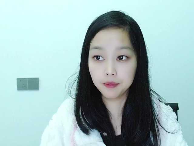 Selinababy99's BongaCams show and profile