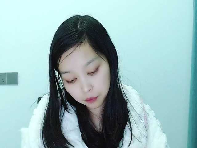 Selinababy99's BongaCams show and profile