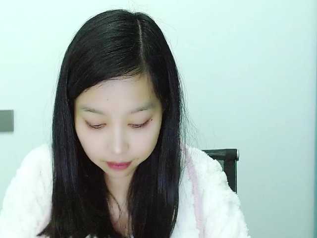 Selinababy99's BongaCams show and profile