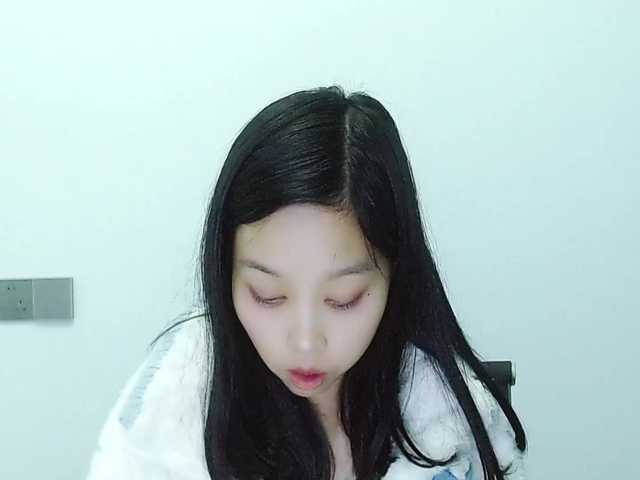 Selinababy99's BongaCams show and profile