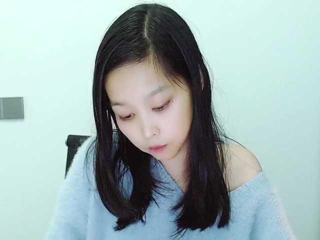 Selinababy99's BongaCams show and profile