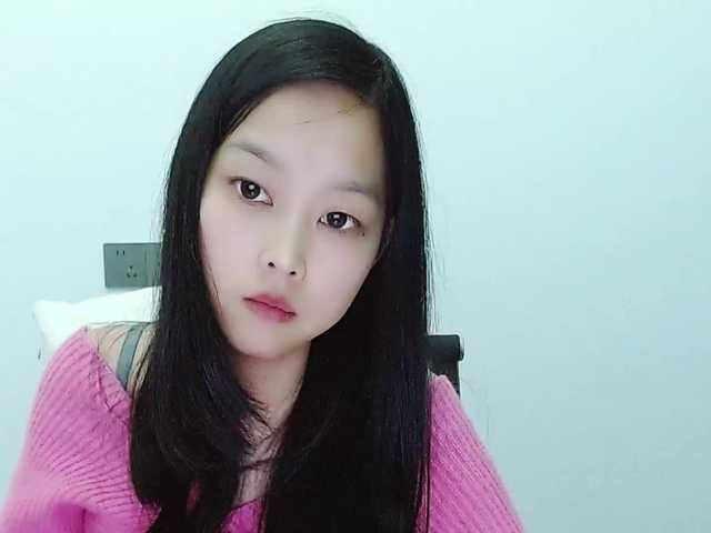 Selinababy99's BongaCams show and profile