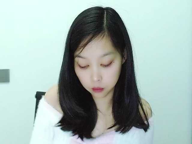 Selinababy99's BongaCams show and profile