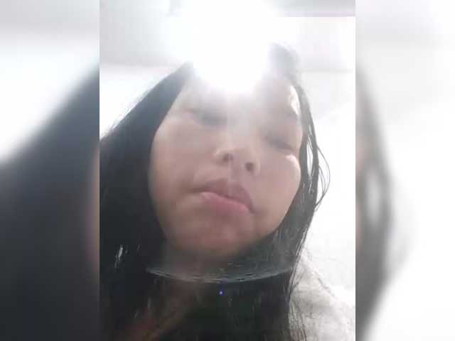 Selinababy99's BongaCams show and profile