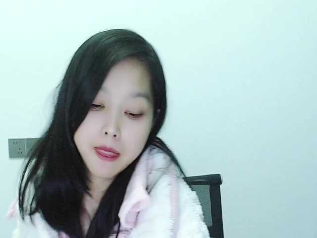 Selinababy99's BongaCams show and profile